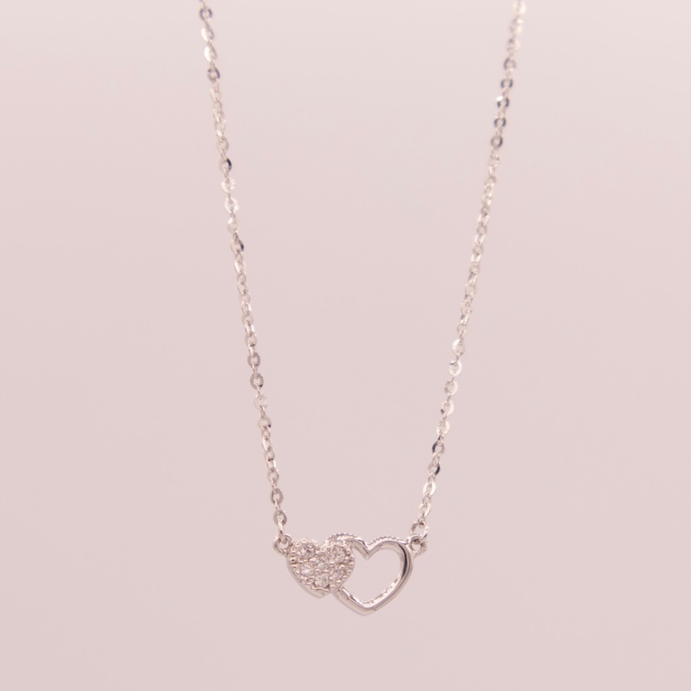 14k white gold necklace (NWT)
